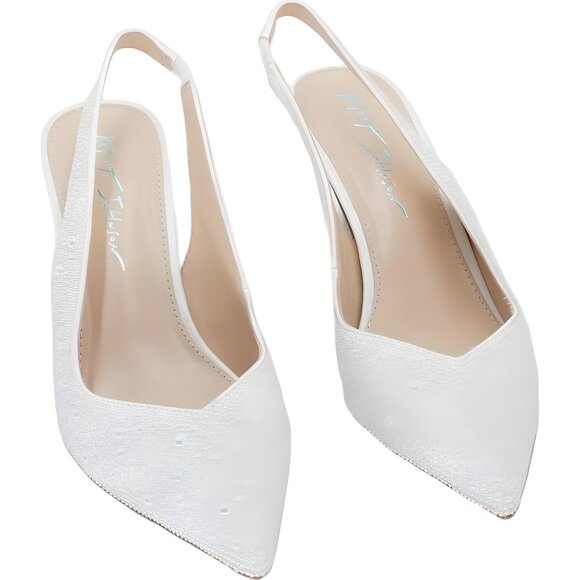 Betsey Johnson Clark Slingback Bridal Pumps Ivory White Pointed Toe US 6.5M - Picture 1 of 6